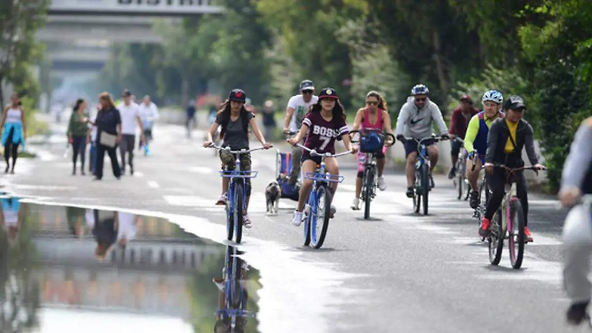 Colectivos ciclista en Puebla capital convocaron a dos rodadas para pedir al Gobierno de Puebla que invierta en la construcción de una ciclovía a nivel de calle